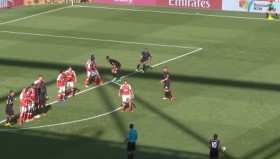 法国球员登贝莱荣膺2025年金球奖